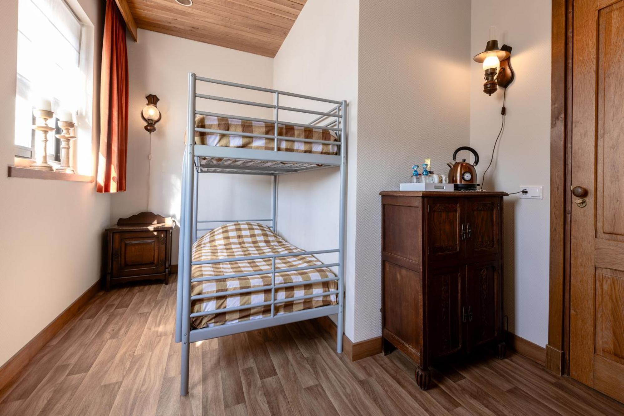 Bed and Breakfast Vino Grando 'T Klooster Odiliapeel Екстер'єр фото
